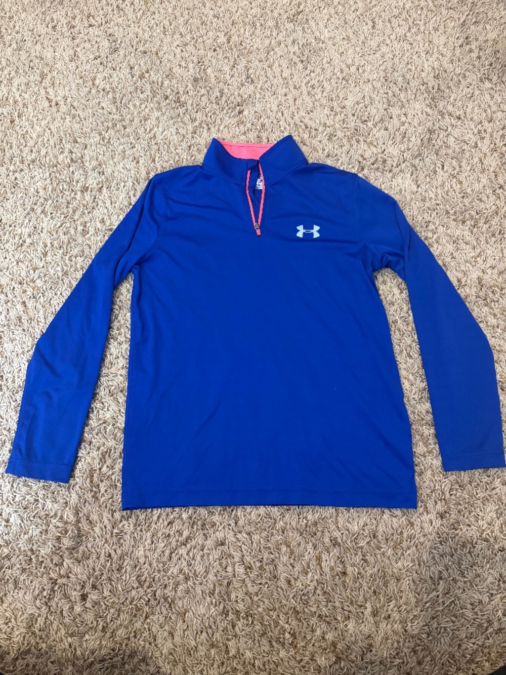 Youth large under Armour pullover